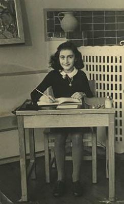 Anne Frank - A holokauszt szemtanúja (2014) online film