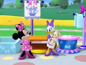 Mickey egér játszótere - Minnie állatszalonja (2013) online film